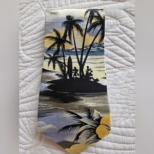 Disney Hawaiian Tie 100% Silk